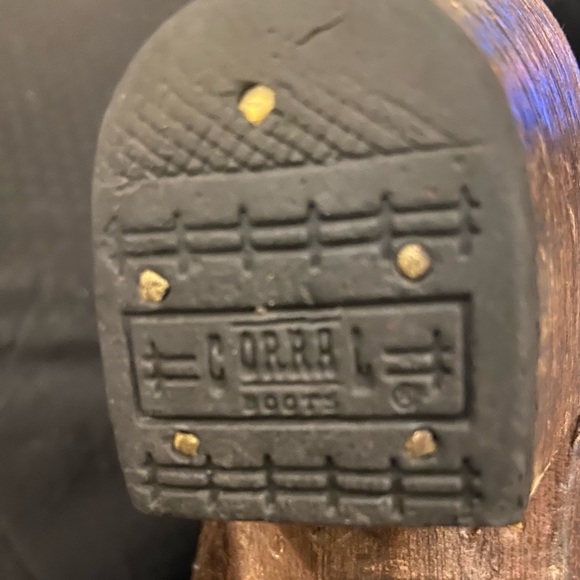 Corral Western Boots.  Beautiful black cutouts. - Picture 7 of 13